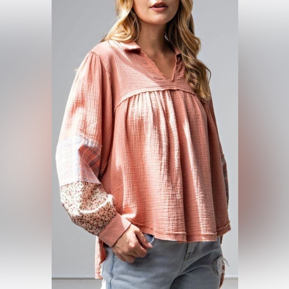 SOLD OUT EASEL FLANNEL SLEEVE GAUZE TOP